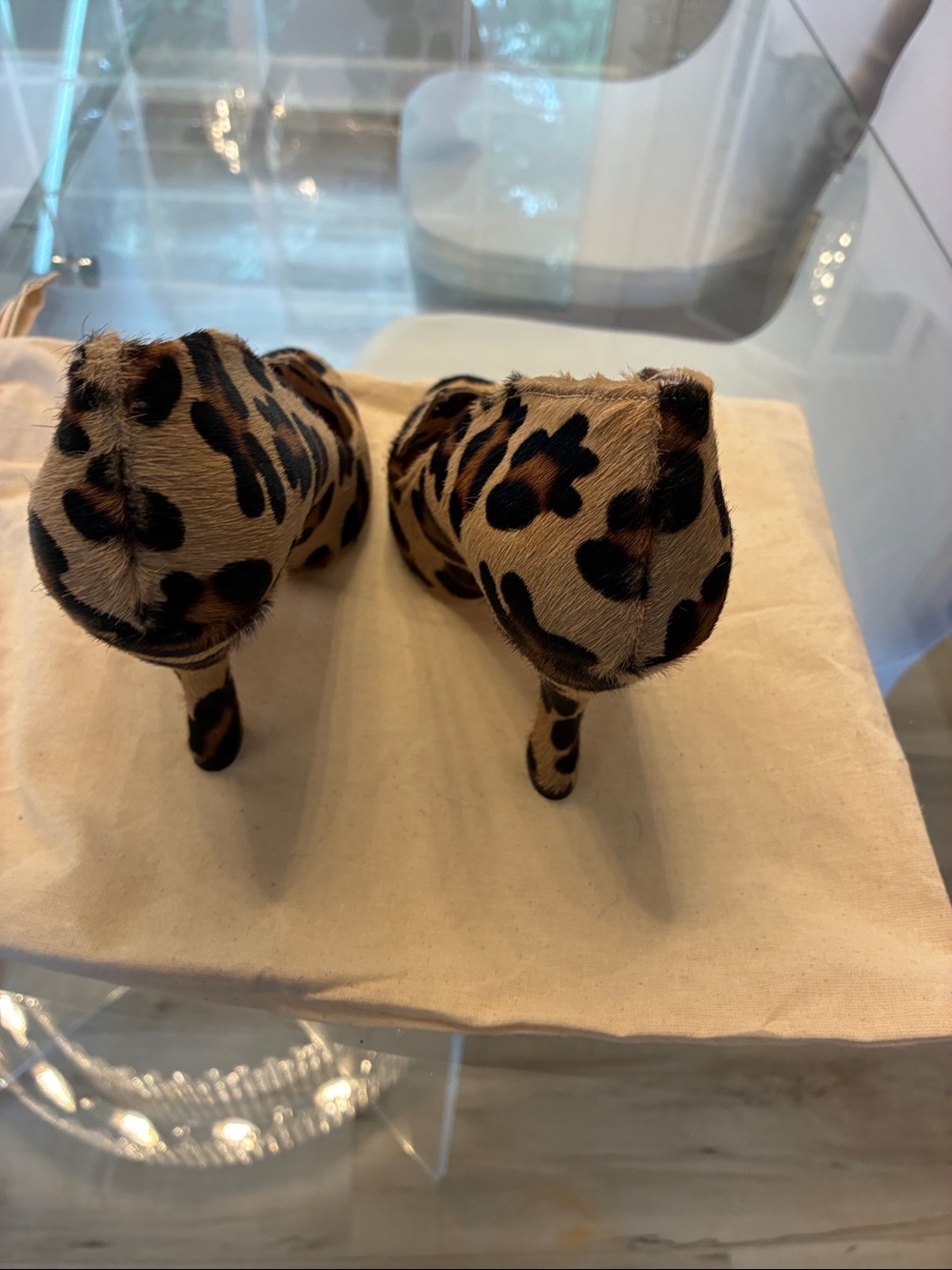 Minna Parikka Leopard Haircalf Heels Size 37
Excellent condition
Never worn - Picture 11 of 12